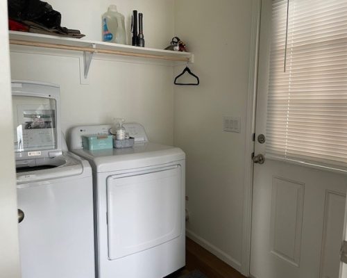 #117N Laundry room