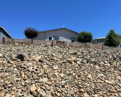 #168N Back Fenced in Yard