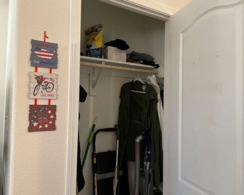 #168N Pantry or storage closet