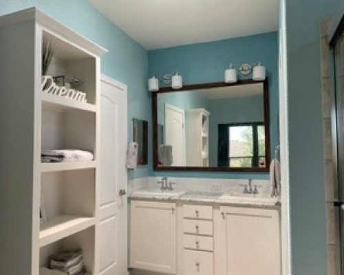 #28N Vanity & walk in closet in Master Bath