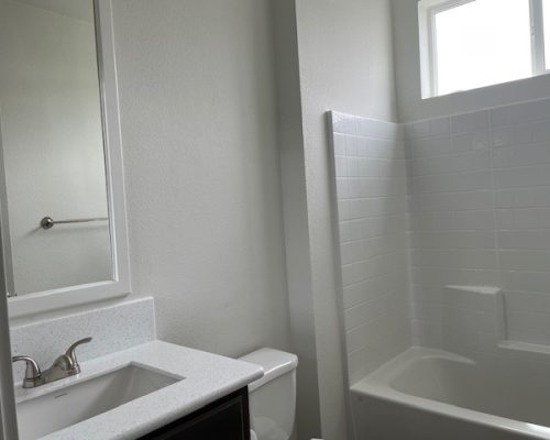 #66N-1 Guest bathroom