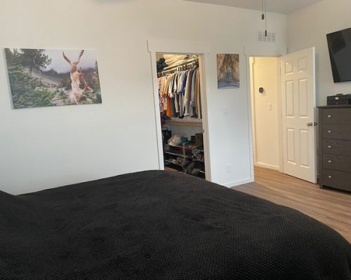 #66N Master Bedroom with walk in closet