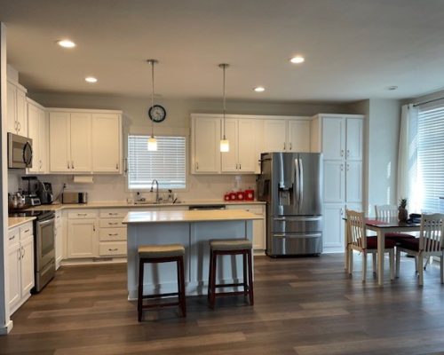#77N Kitchen & Diningroom